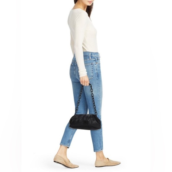 NWT BADGLEY MISCHKA Vegan Leather Wrapped Frame Clutch With Chunky Chain Blue - Picture 3 of 5